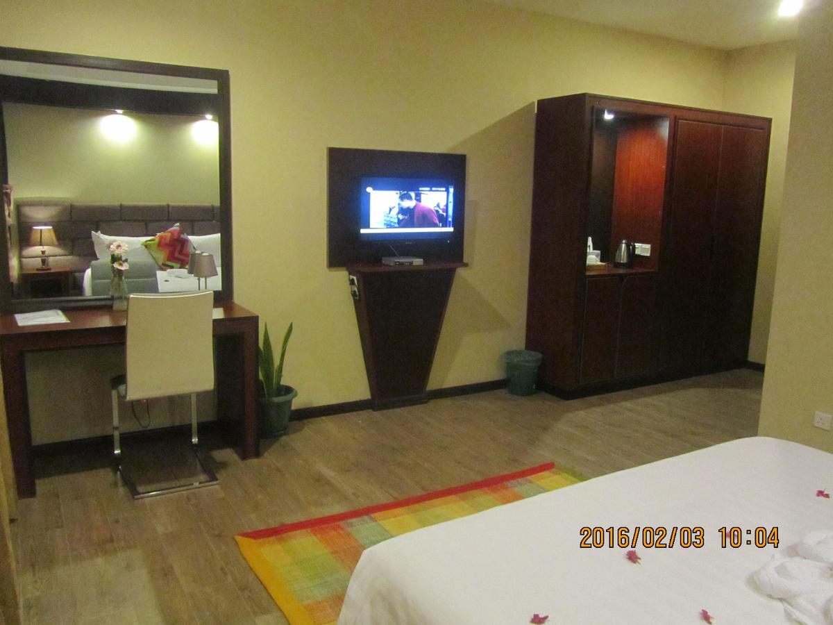 Great Wall Hotel Дар-ес-Салам Номер фото